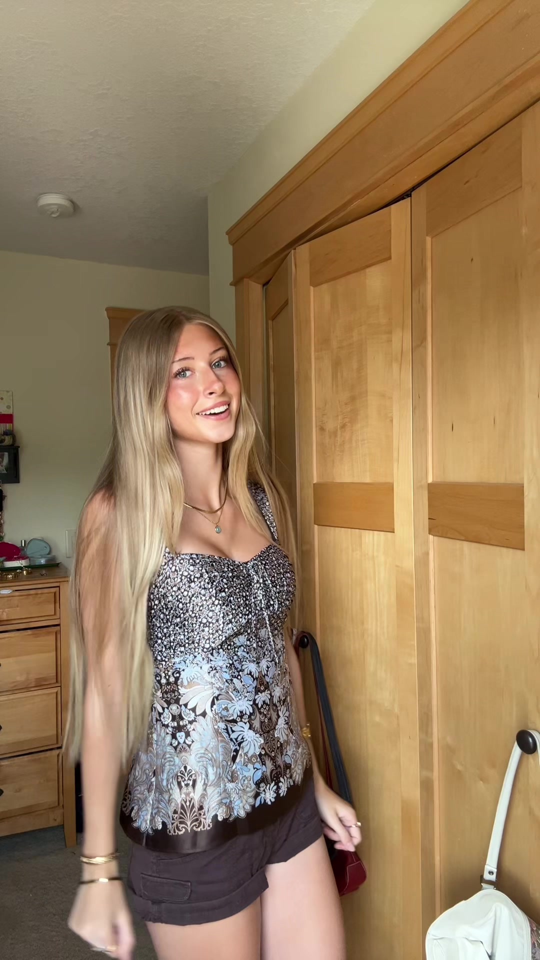 @oliviakate