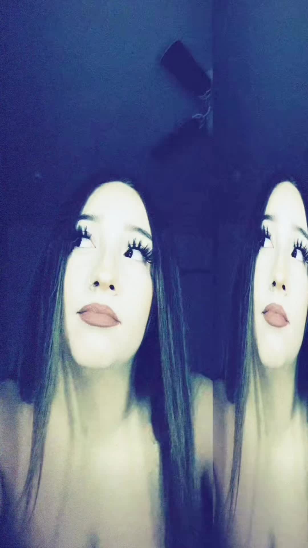 @Alayna