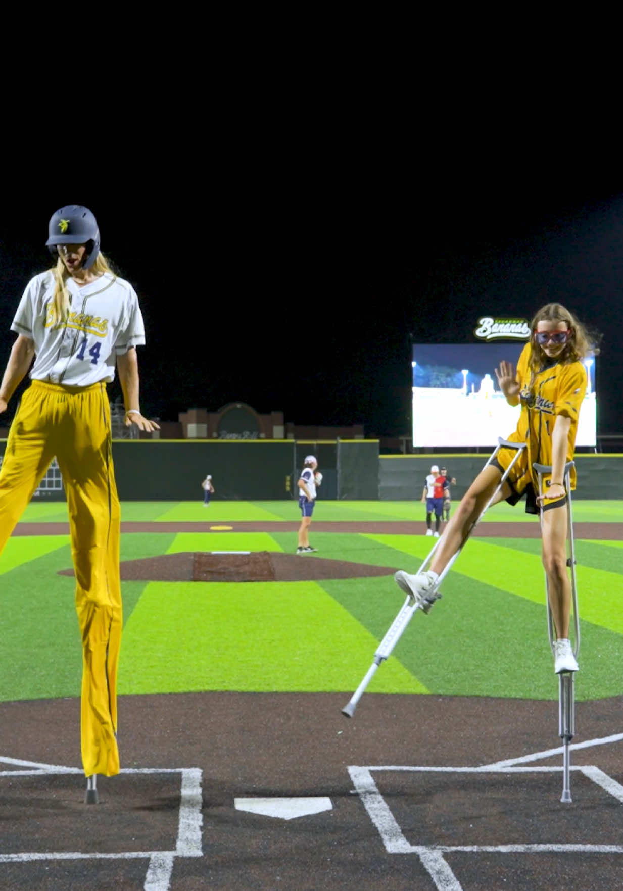 @thesavbananas