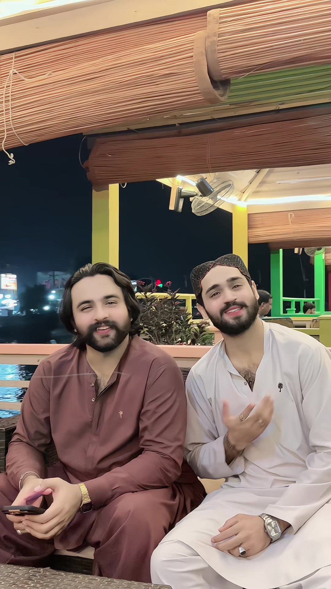 @⚜️جنيد_بھٽو⚜️
