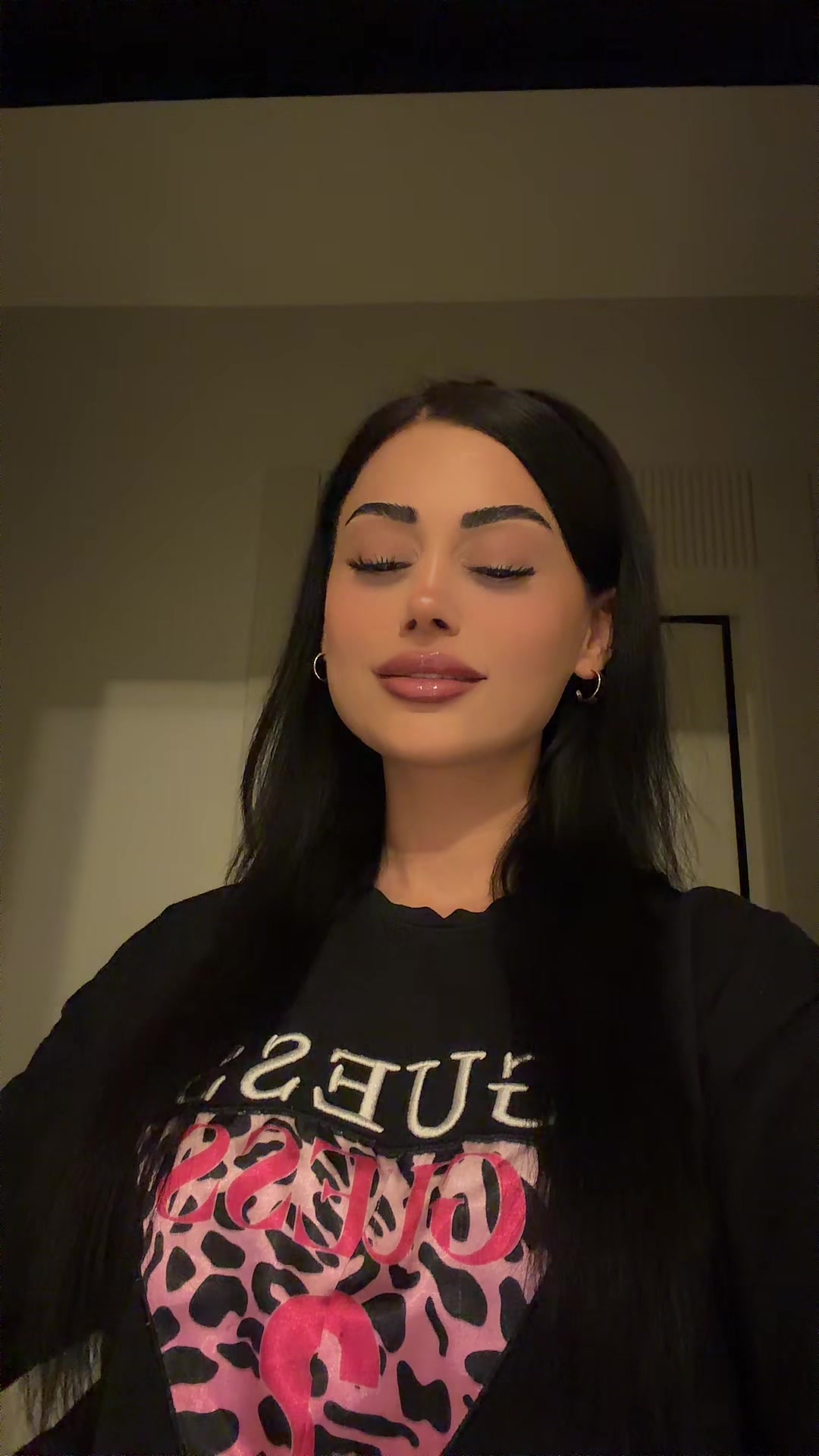 @arzuukalkaan