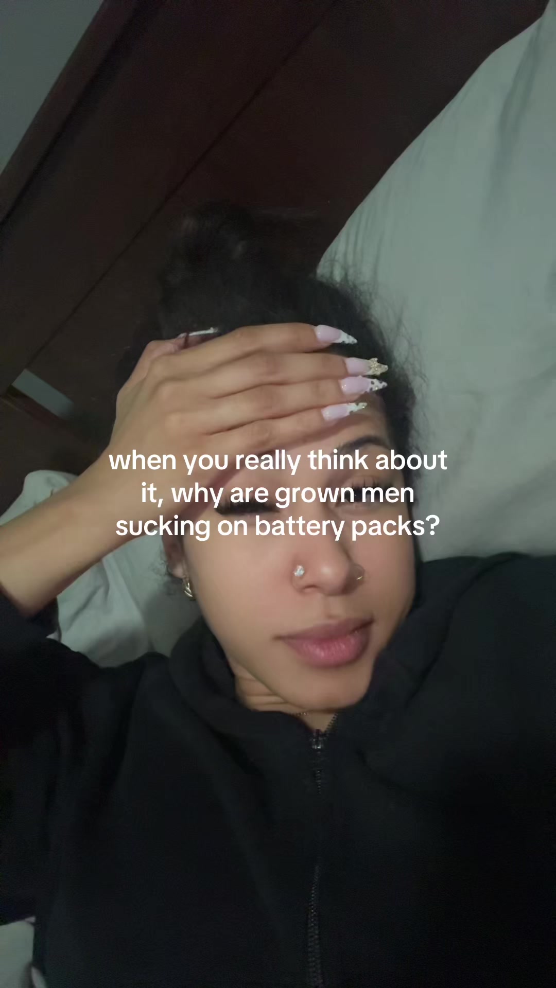 @ELLENIA MIONI