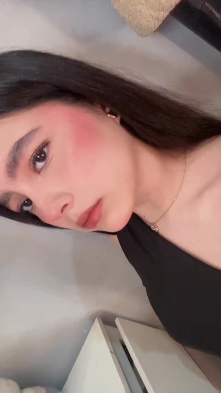 @𝐌𝐞𝐥𝐚𝐧𝐲
