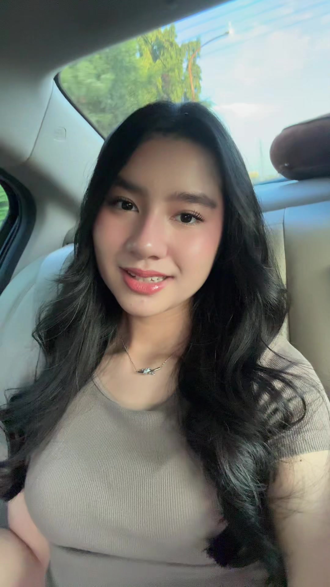 @Nayara