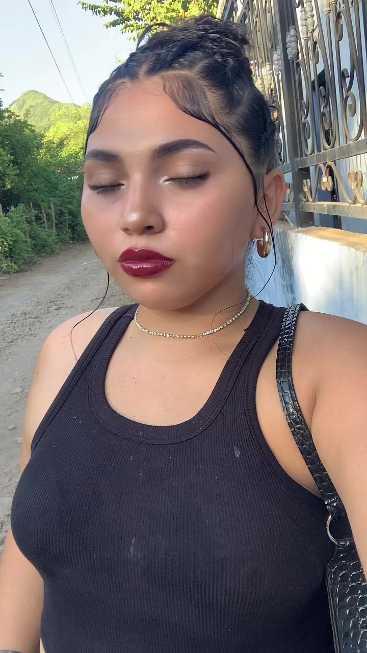 @🍒 𝒜𝓁𝑒𝒿𝒶𝓃𝒹𝓇𝒶 🍒