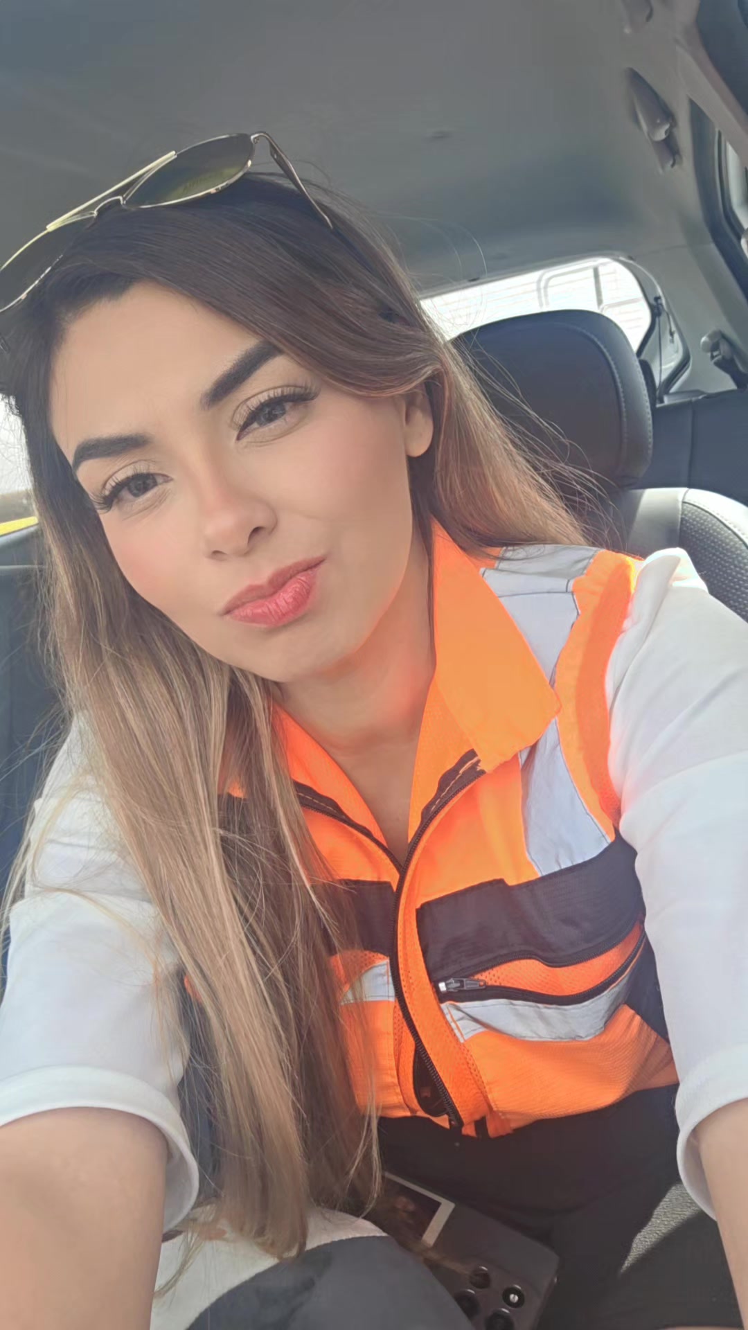 @Yajaira Salazar