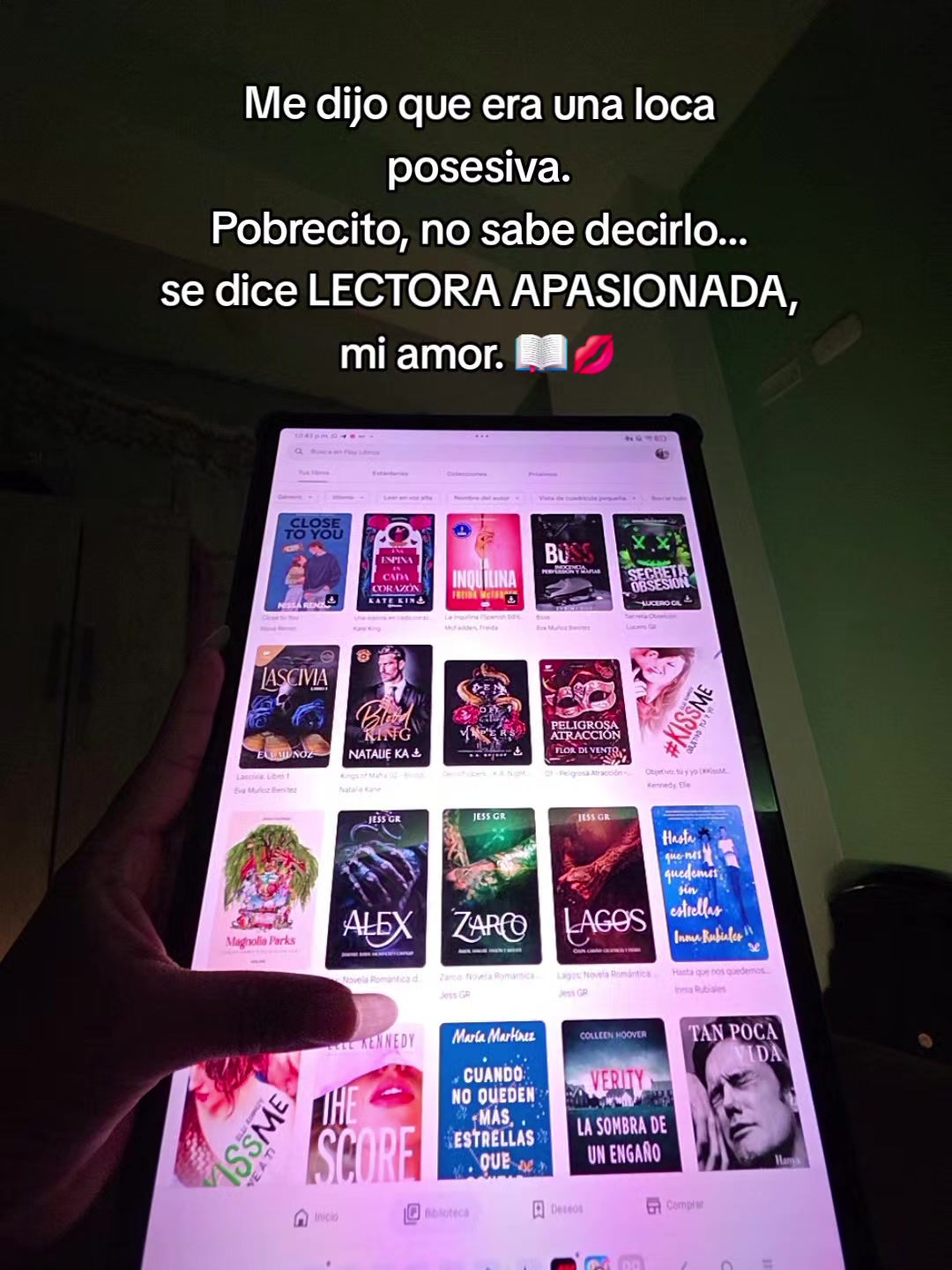 @Luuu_BookTok 📚✨
