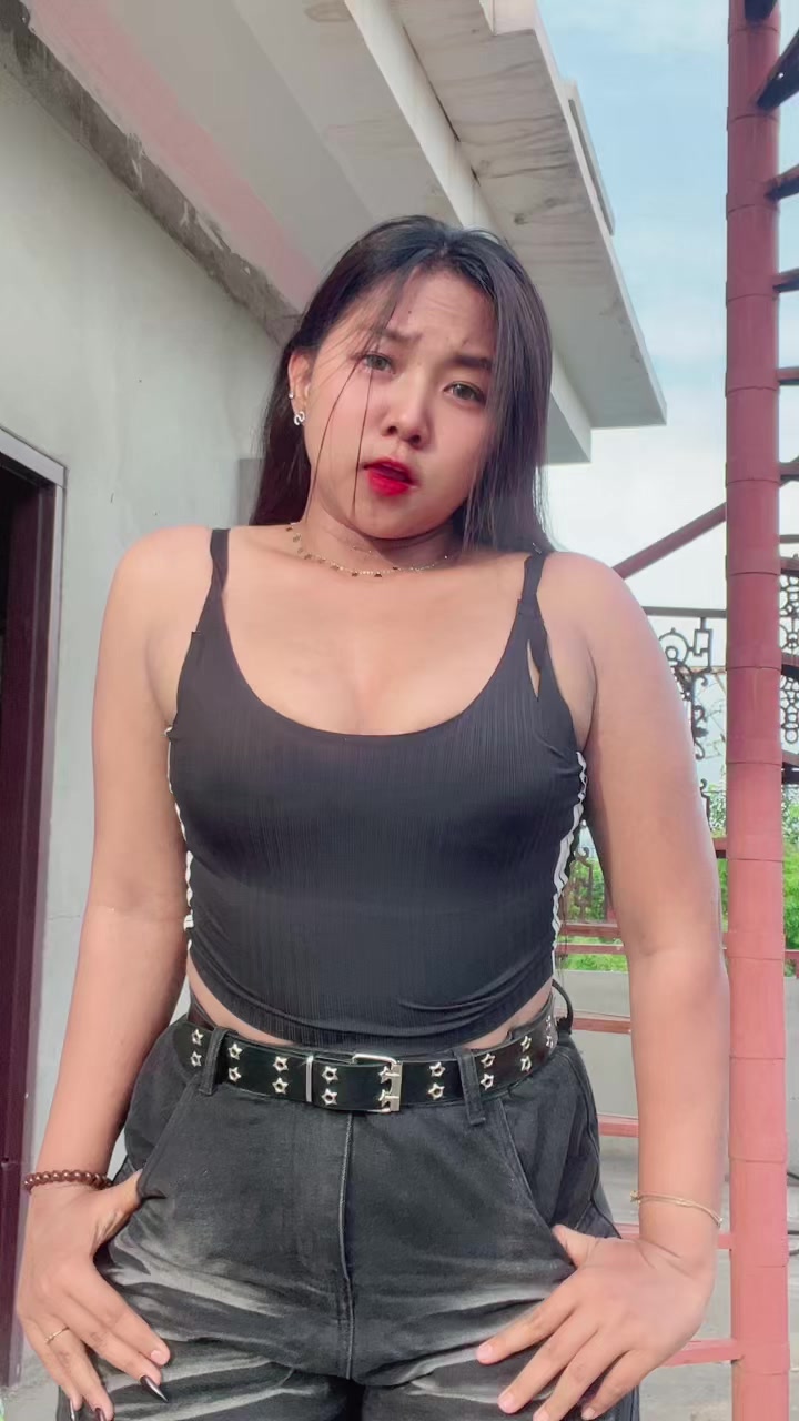 @ᥫ᭡ Khin Ma Ma စဥ့်ကိုင်သူလေး🤍