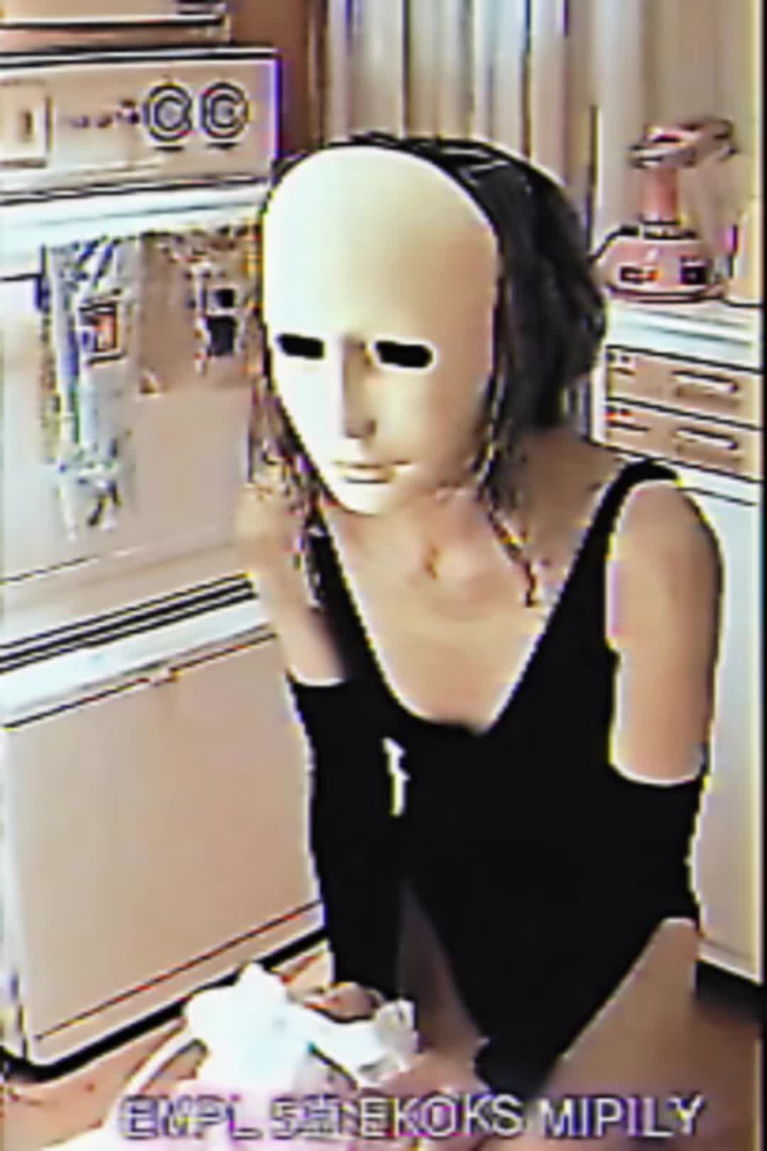 @🖤