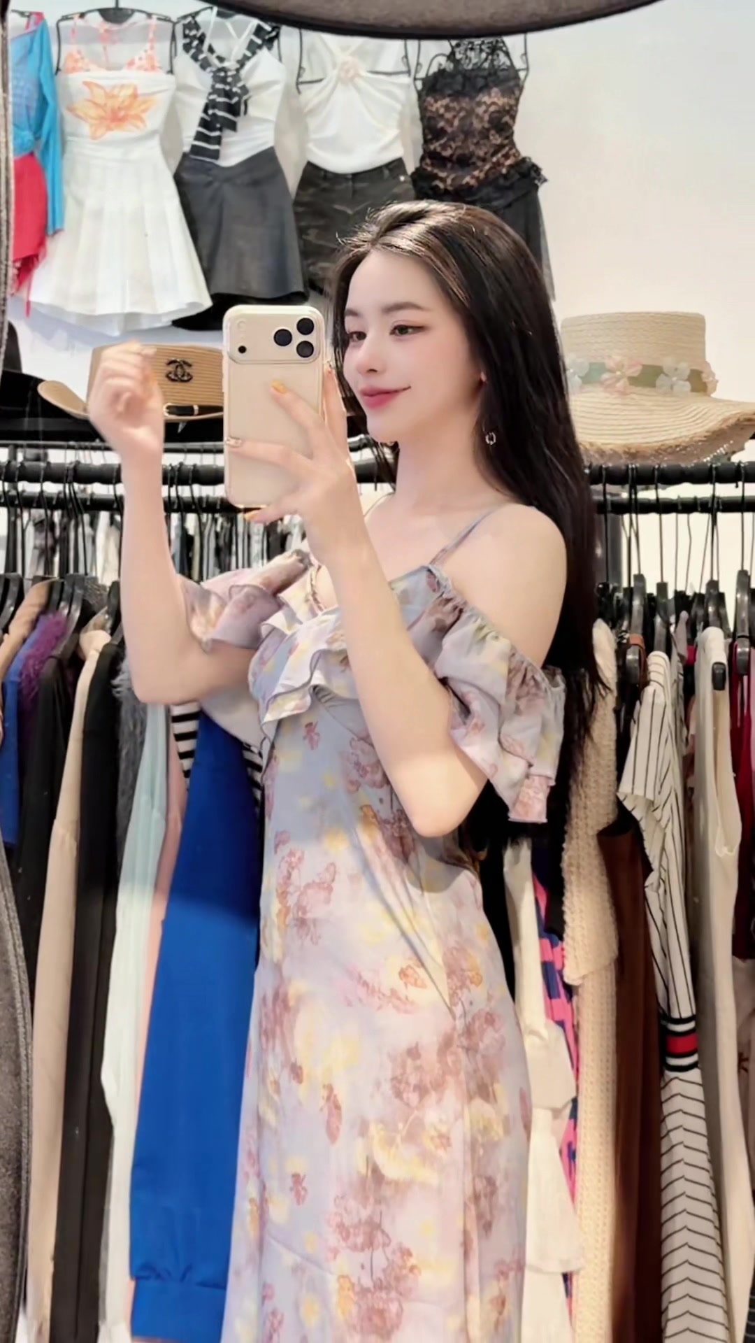 @ຮ້ານລິລີ່ເສື້ອຜ້າ Lily服饰✨