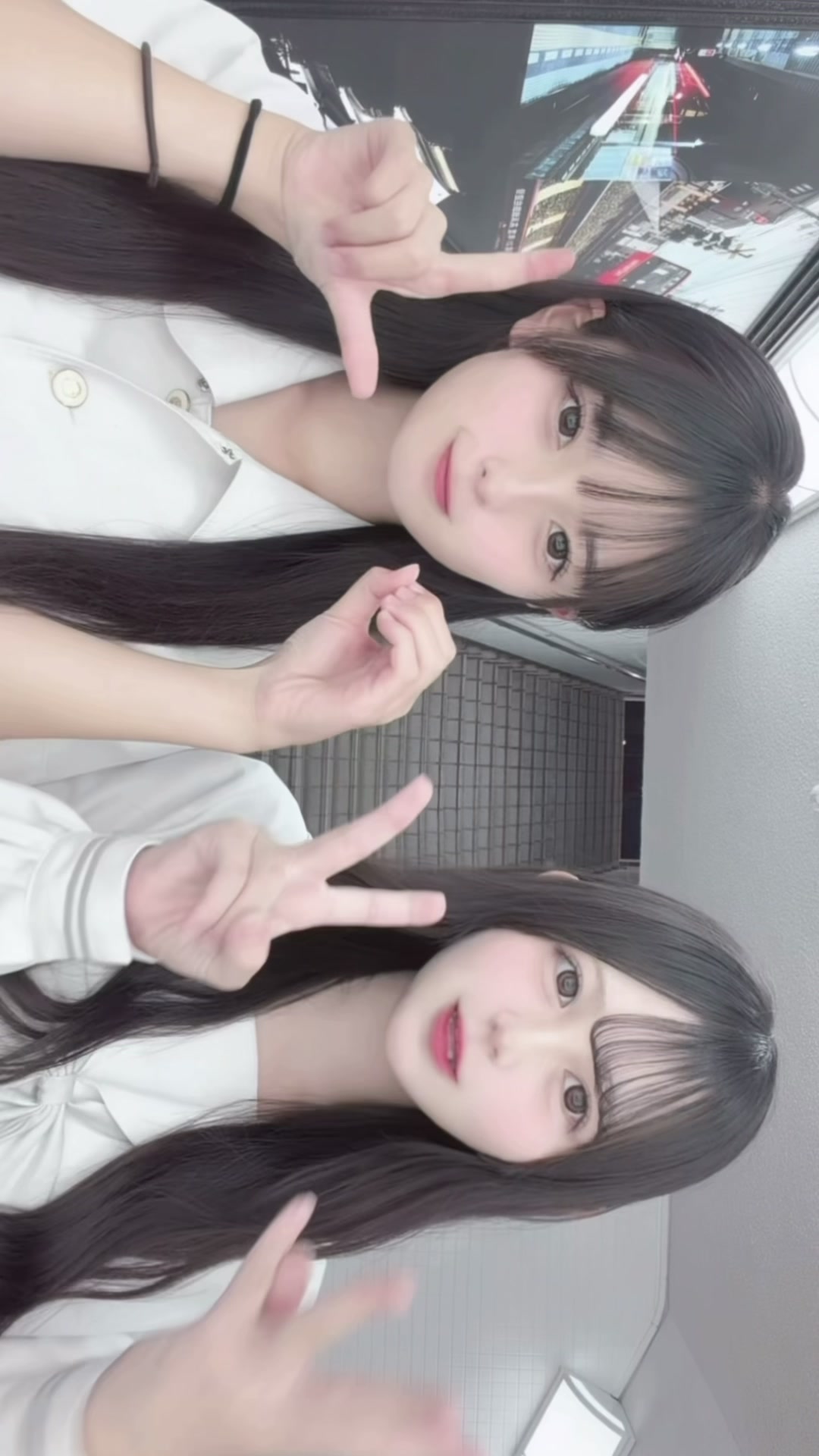 @ひまり