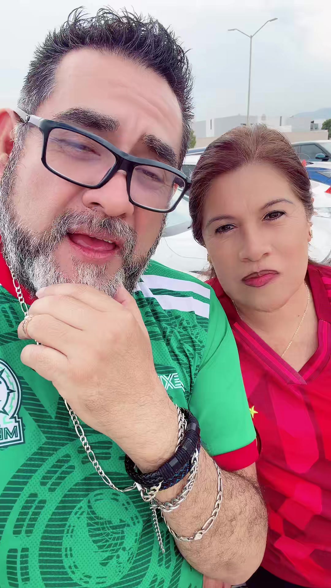 @elteacher.forever
