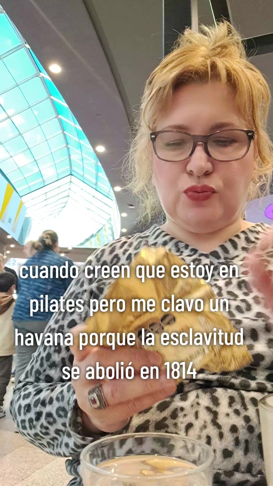 @ADRI_ BEY