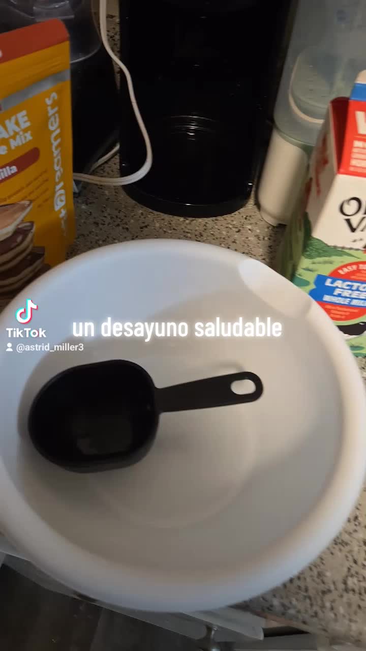 @Astrid miller