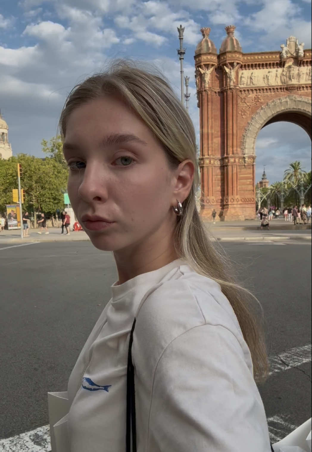 @maria.