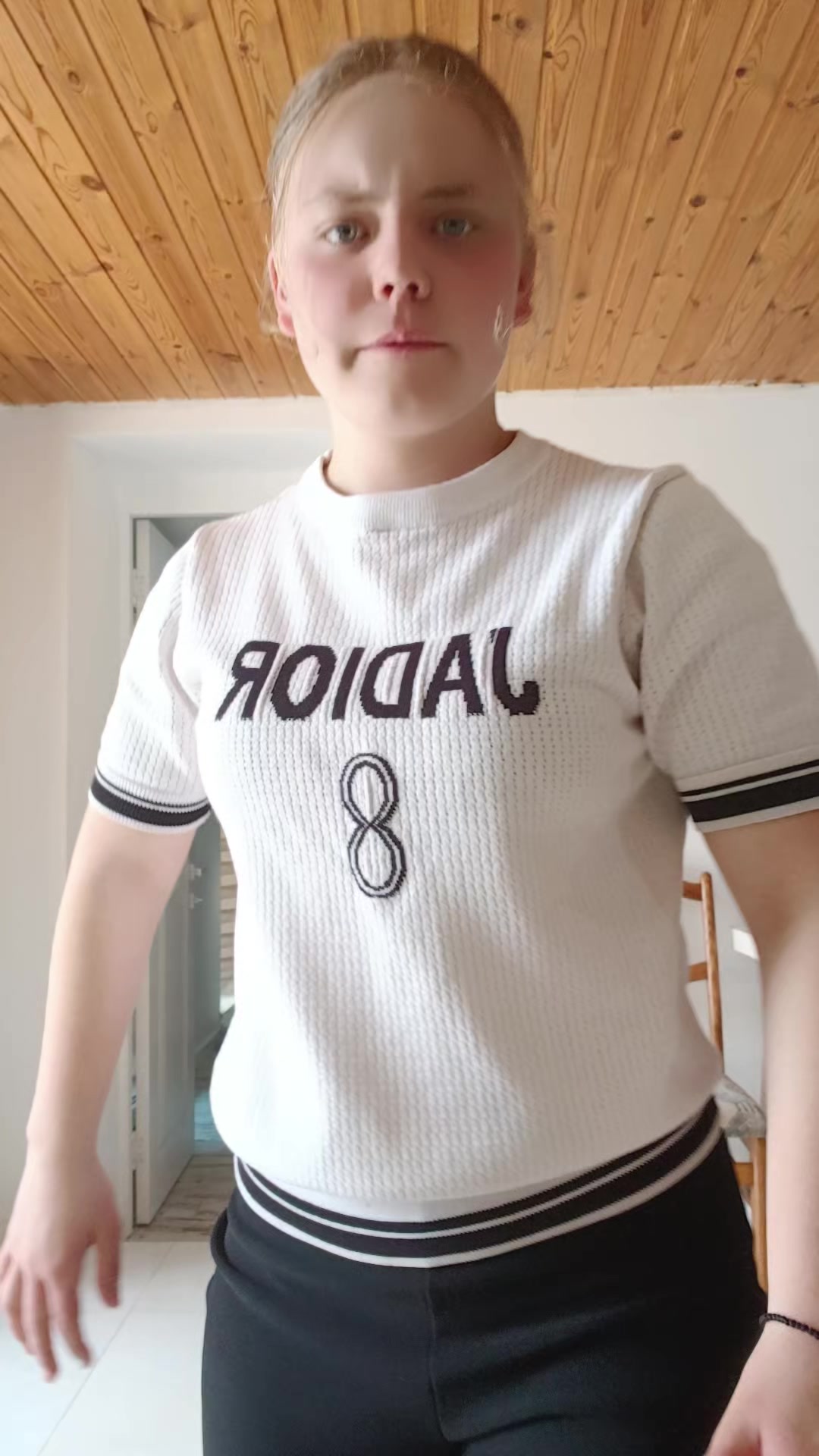 @𝑨𝒏𝒂