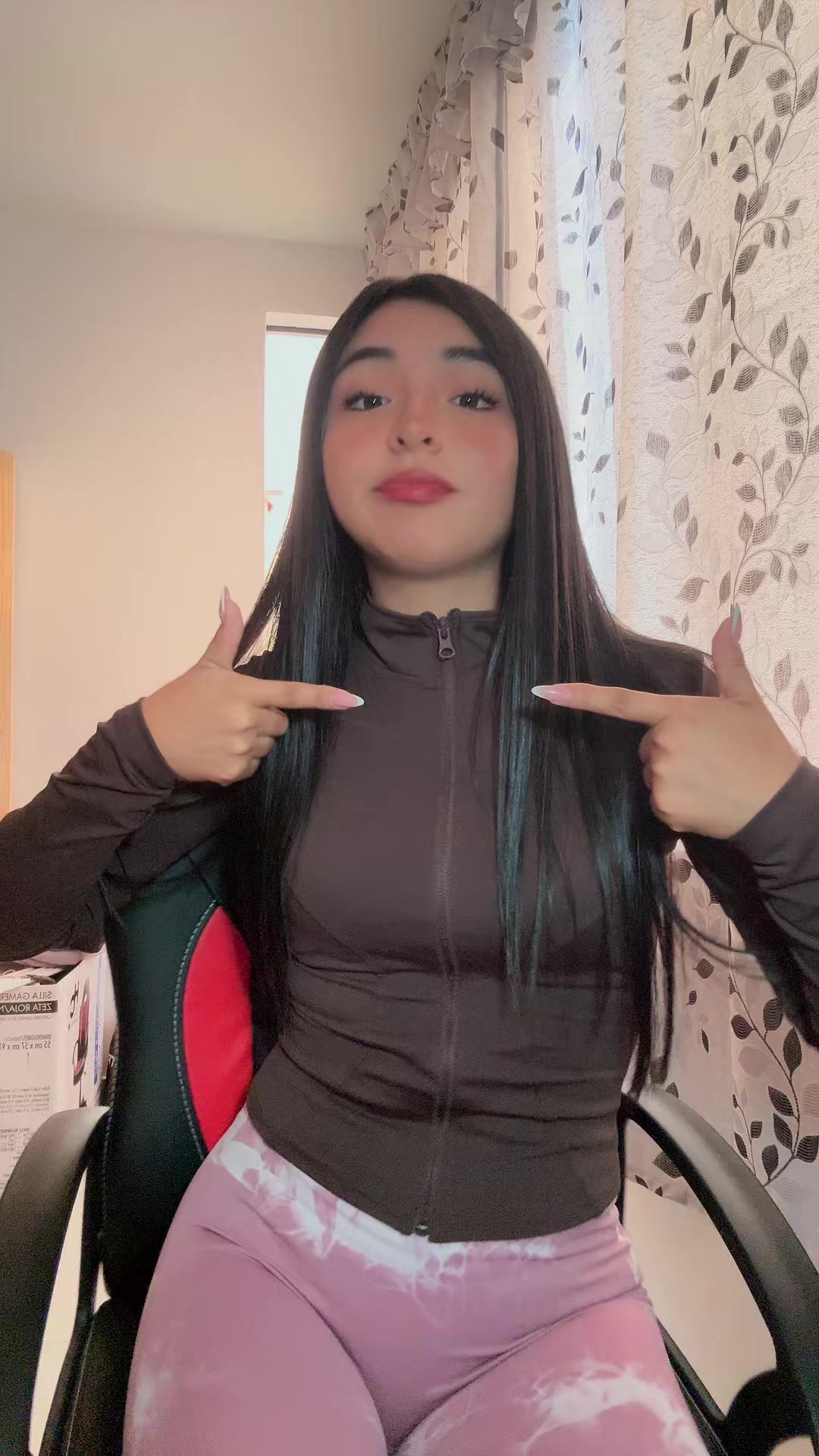 @daeslycat