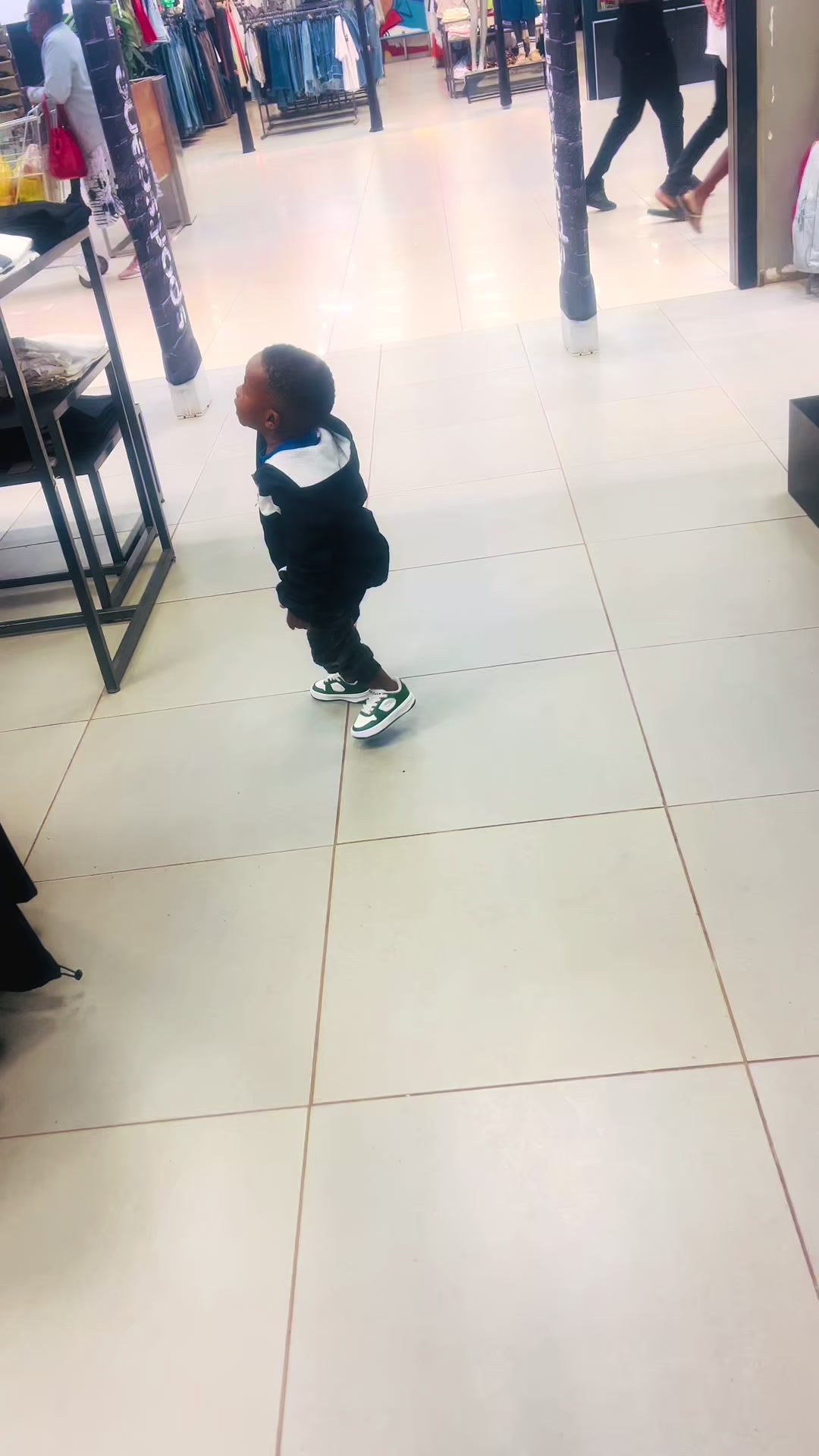 @riandise phaswana