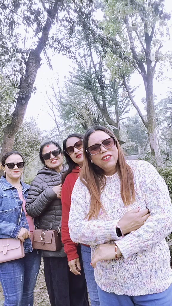 @पारु खड्का🇳🇵🇳🇵