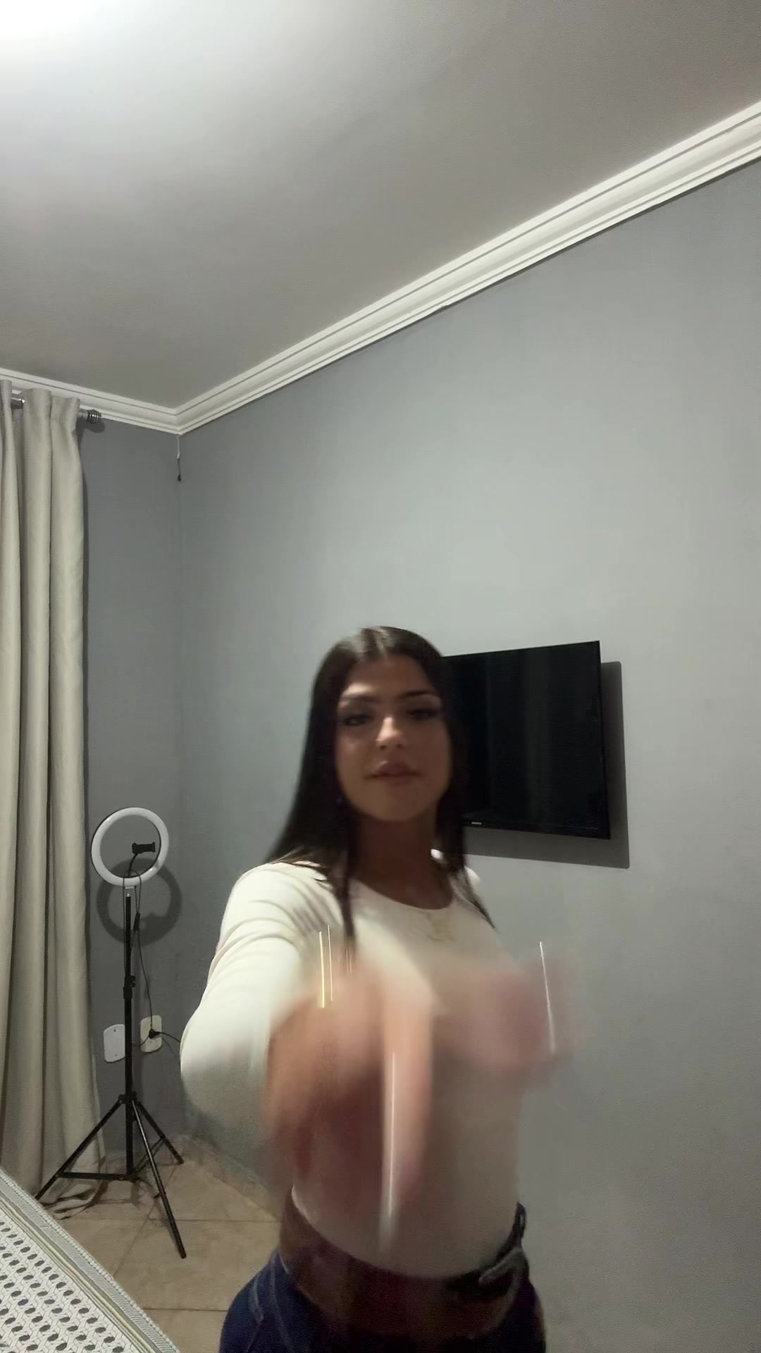@anna