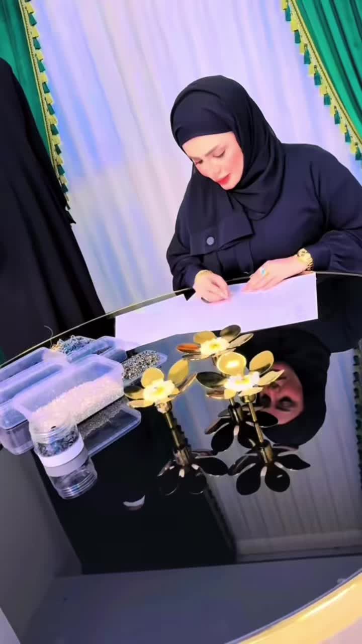 @بيلا للالبسة الخليجية