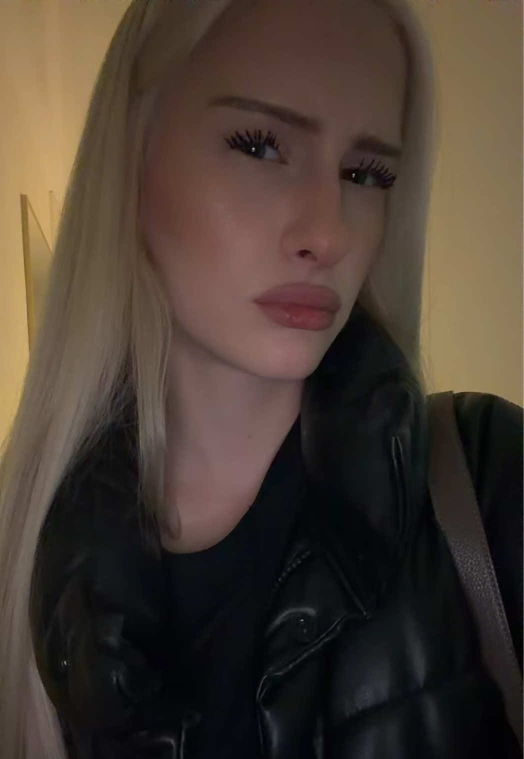 @tina ྀི