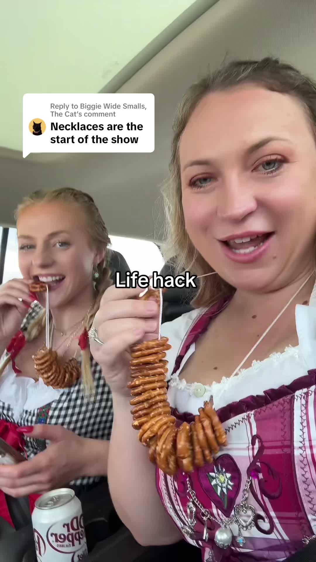 @Hali Holt 🥨