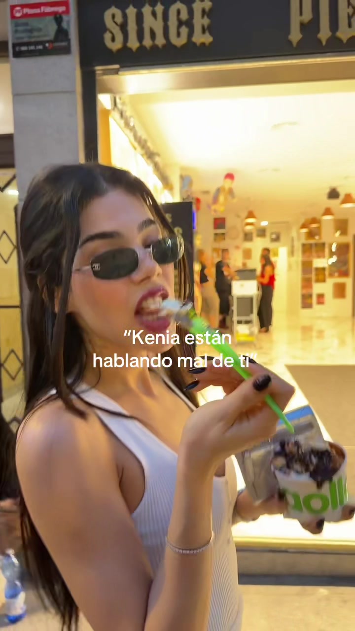 @KeniaOs