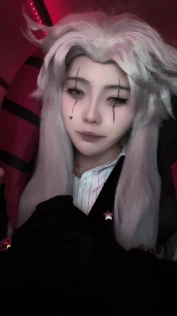 @── 𝓡𝓸𝓼𝓲𝓪𝓷 ──