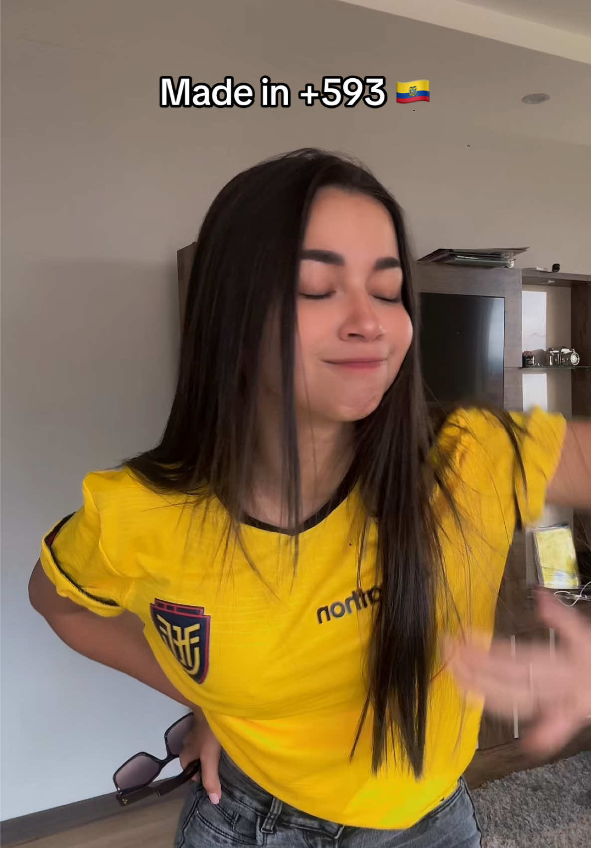 @Jenn 💿