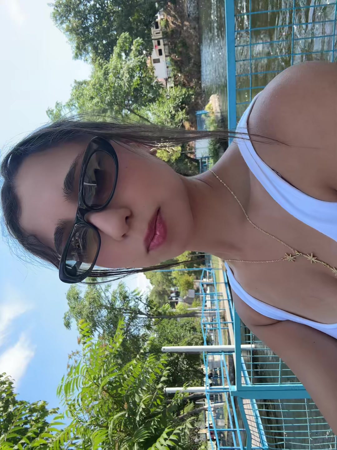 @Şehrinaz