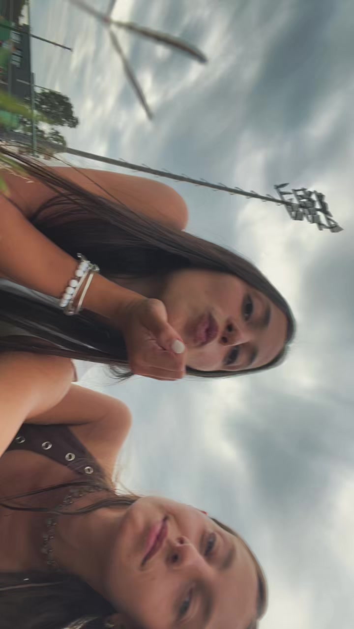 @clara;)