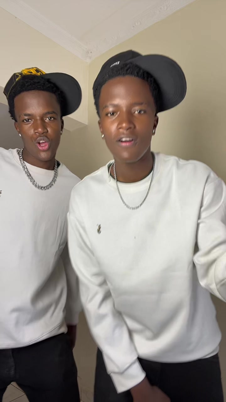 @Trendytwinnz🇰🇪