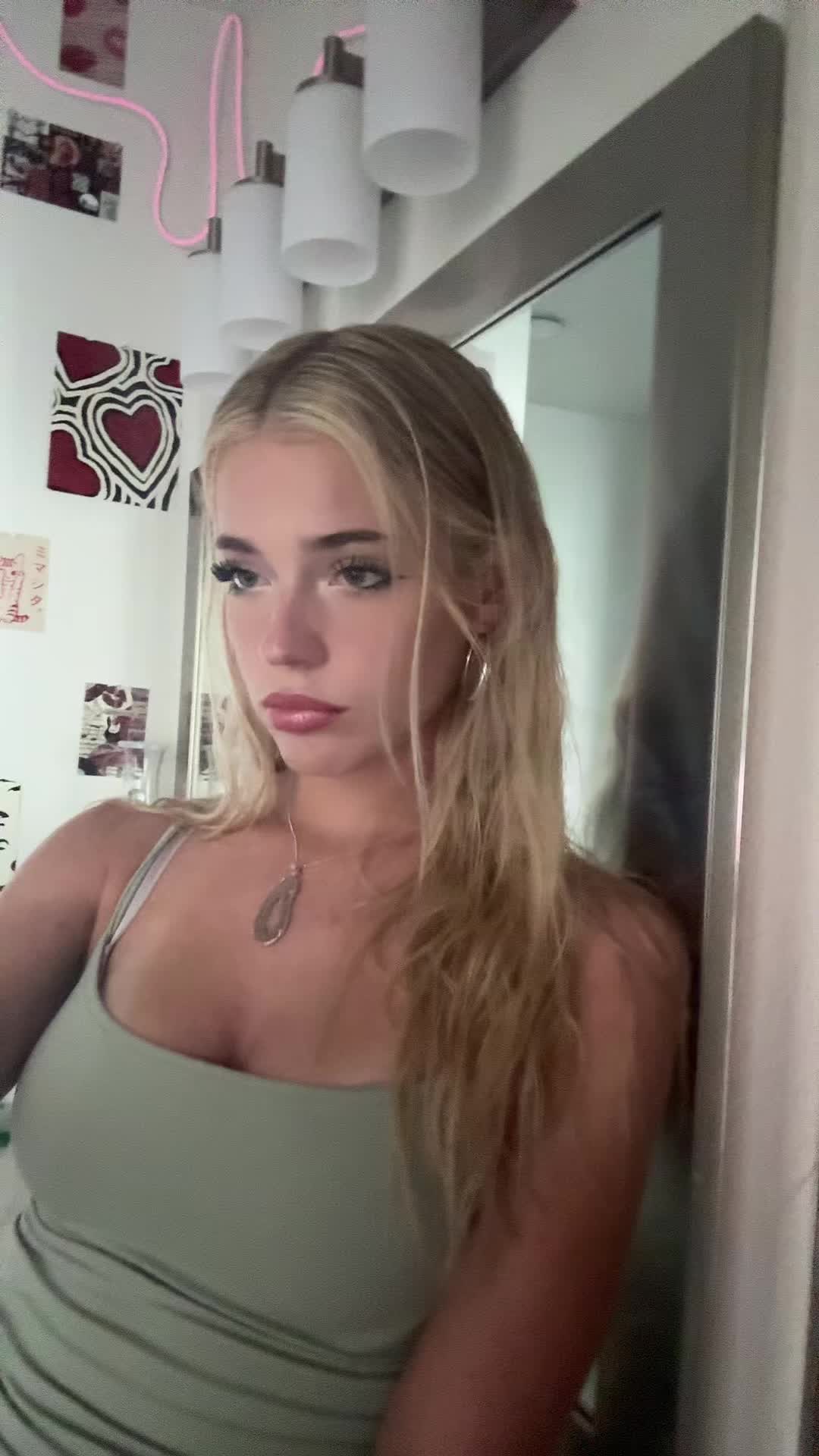 @chlo💫