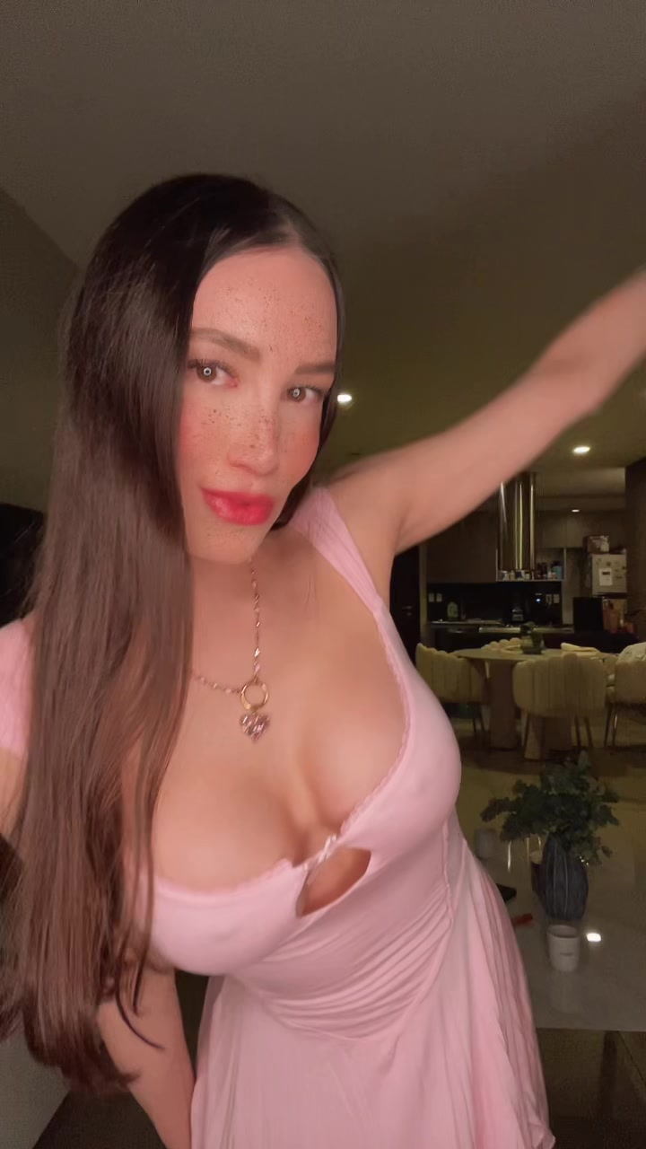 @Valeria