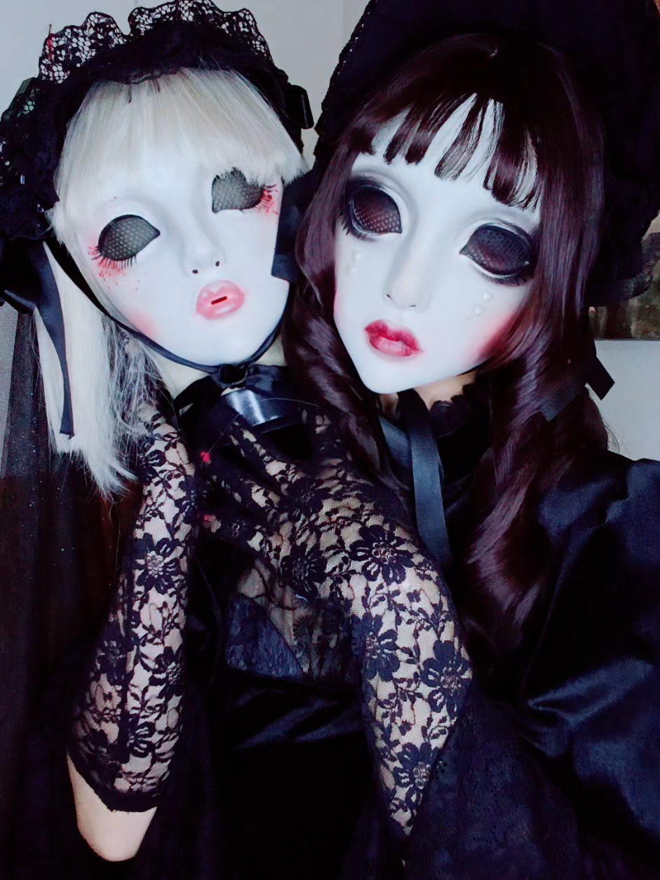 @pink moon doll