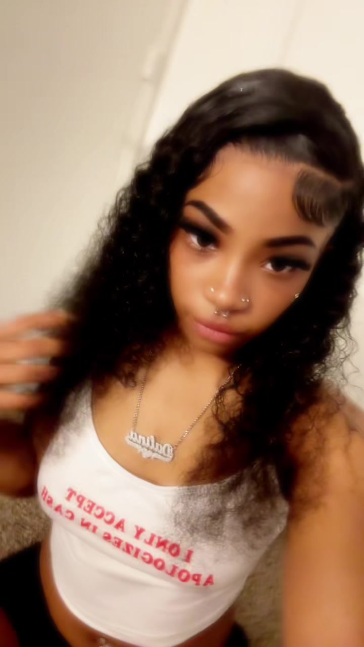 @👩🏽&zwj;❤️&zwj;💋&zwj;👩🏽