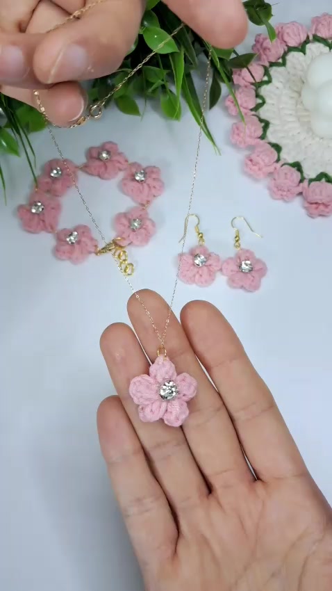 @Easy-Crochet-R
