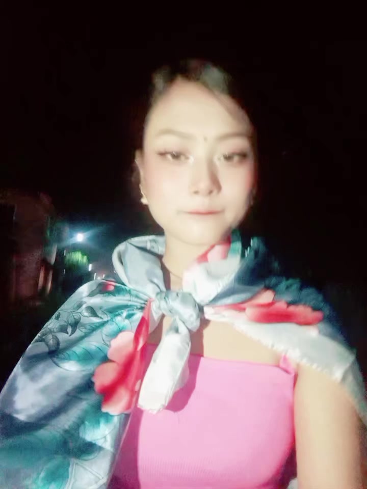 @ViRaL PuJuWa 👄😈