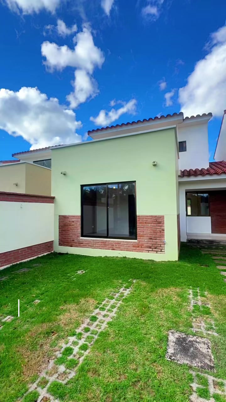 @Casas en venta Santa Cruz