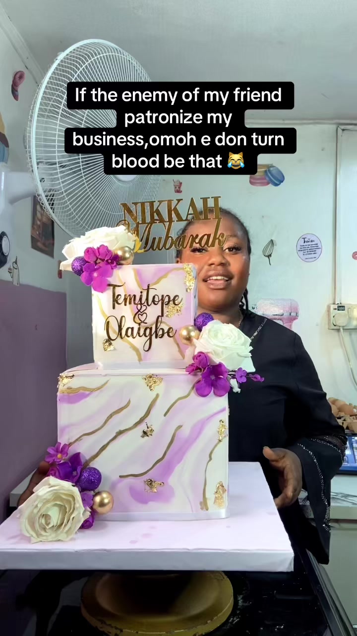 @Tohruks cakes of Ibadan