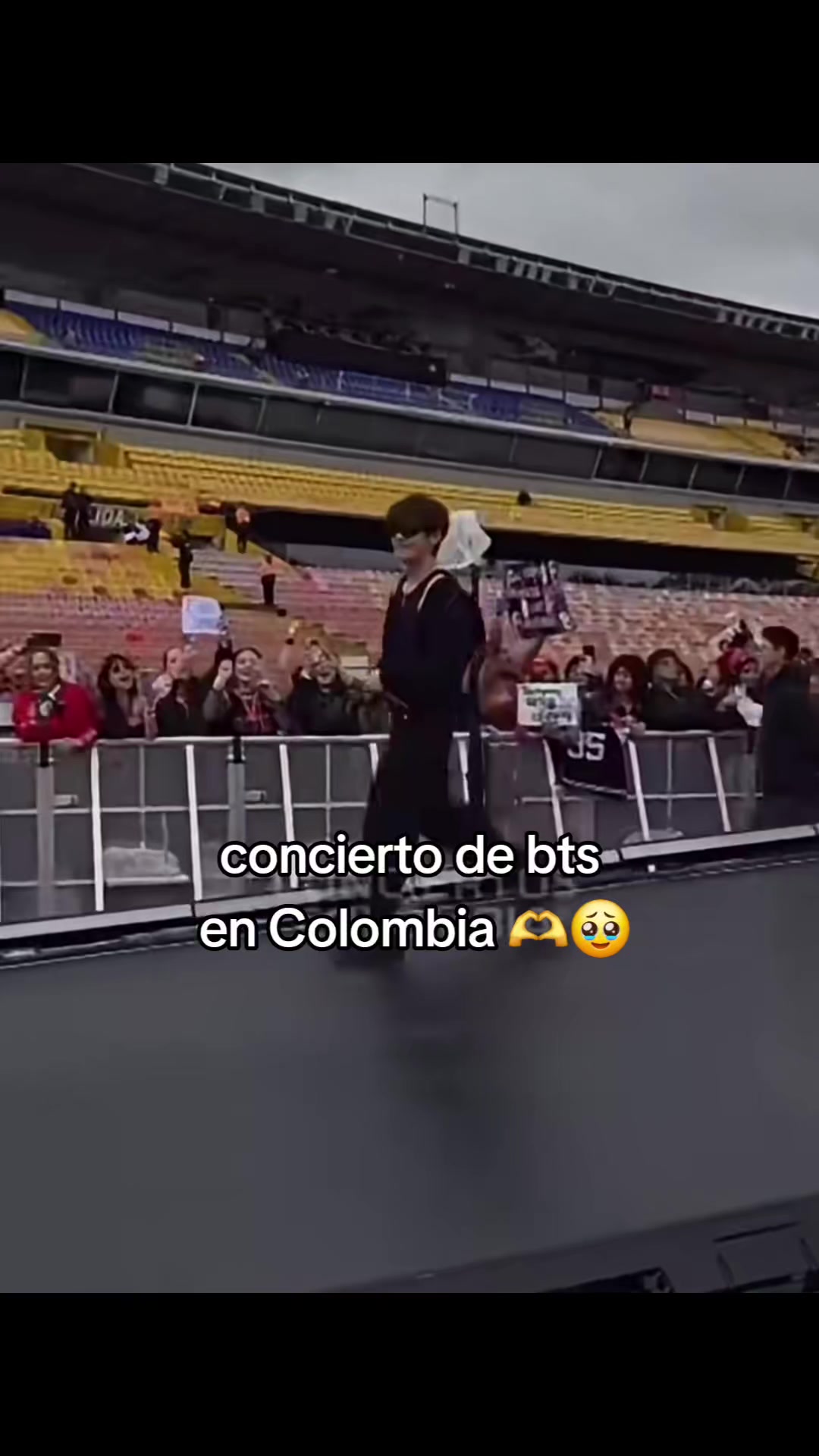 @BTSYARMY 💜jikook🐰🐥