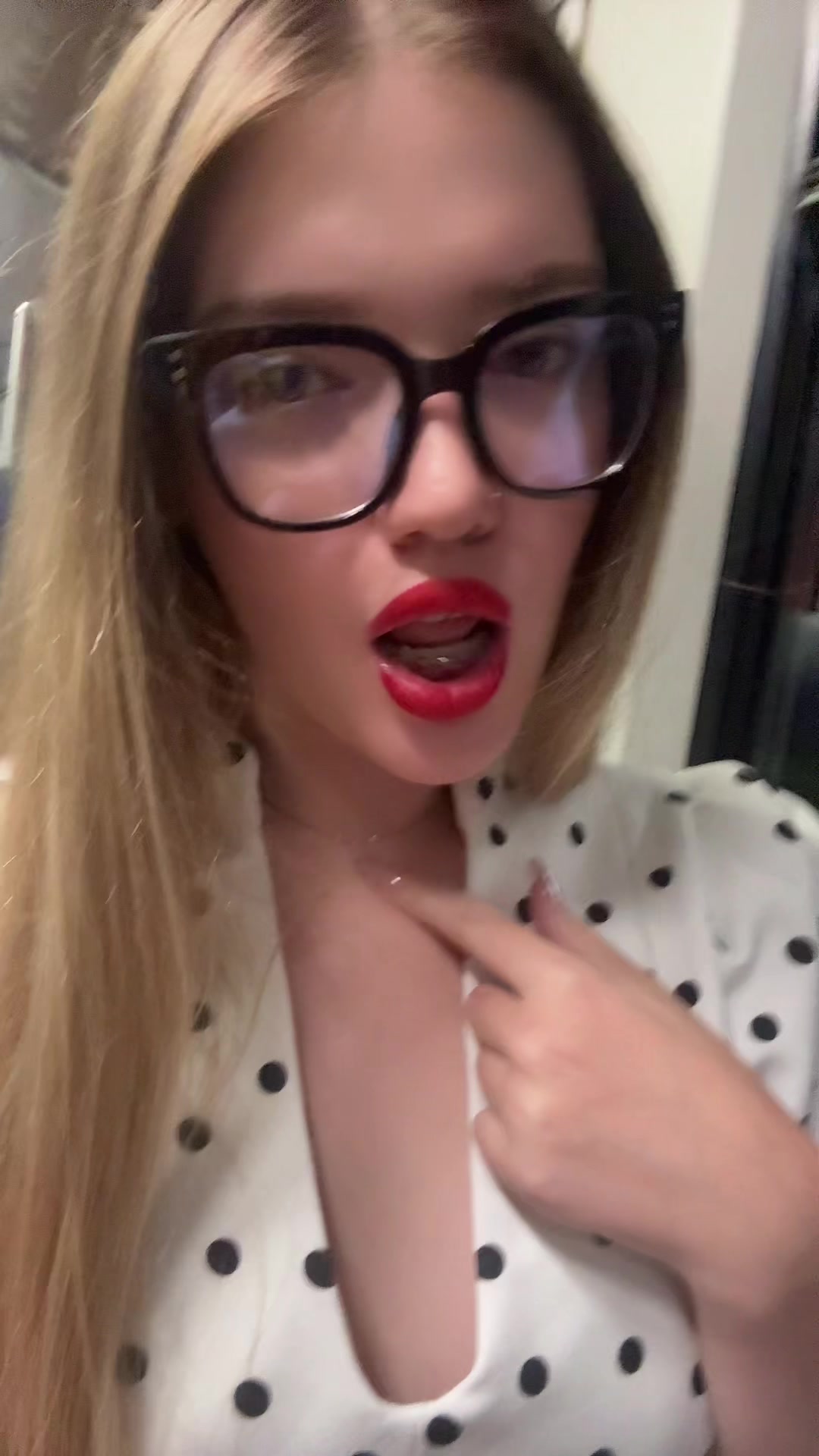 @𝒦
