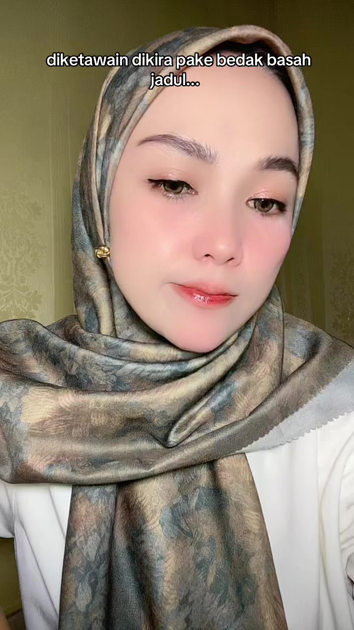 @adeeew