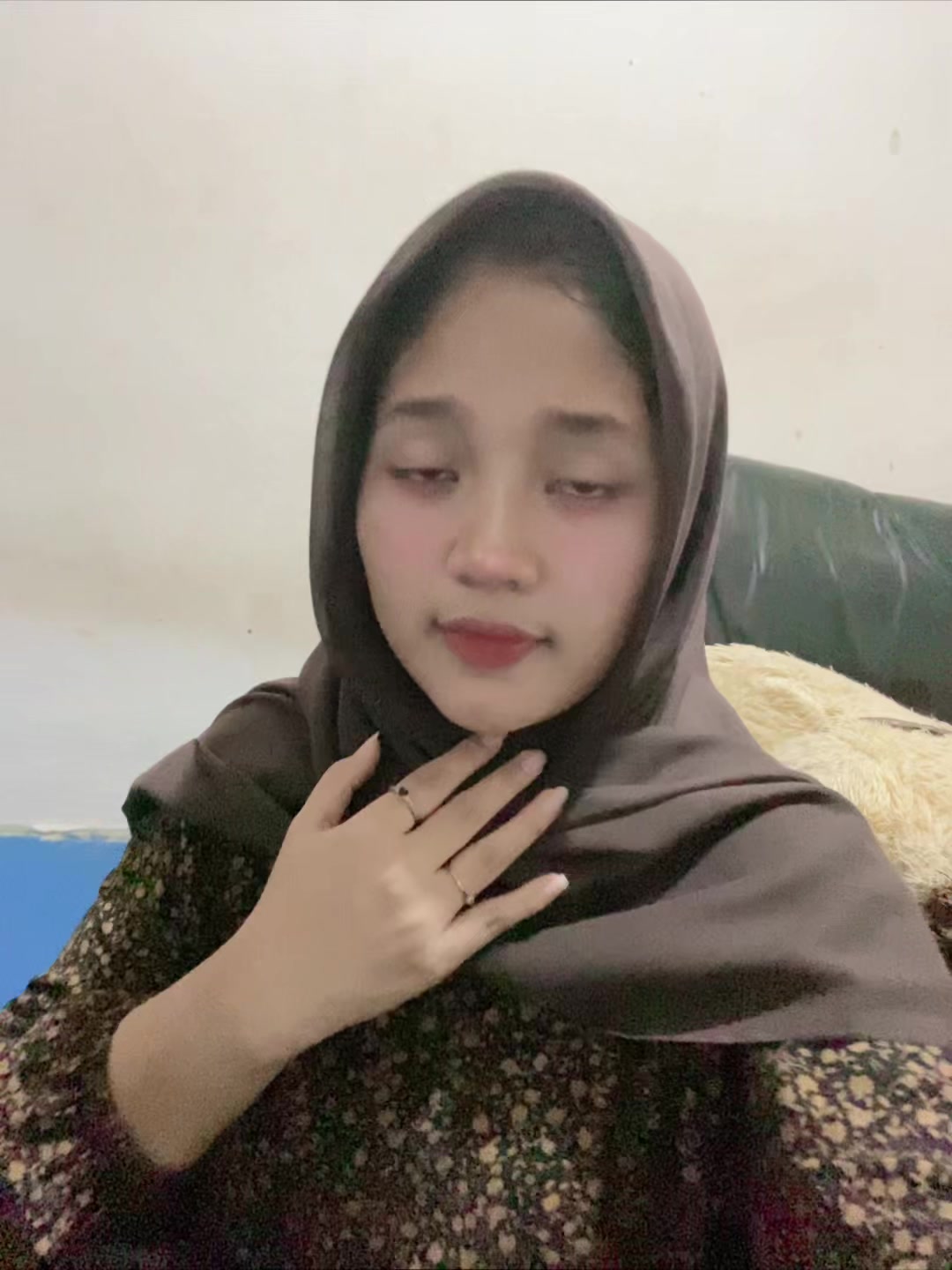 @Auraaa__