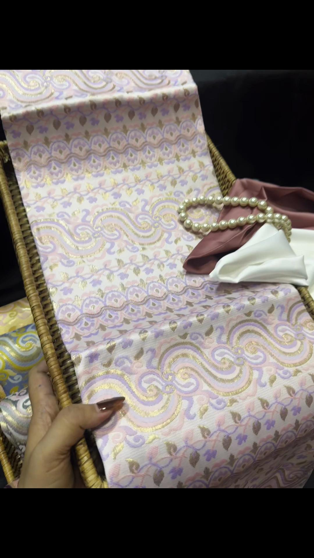 @KathyPoe-ကေသီပိုး -Silk&Fabric