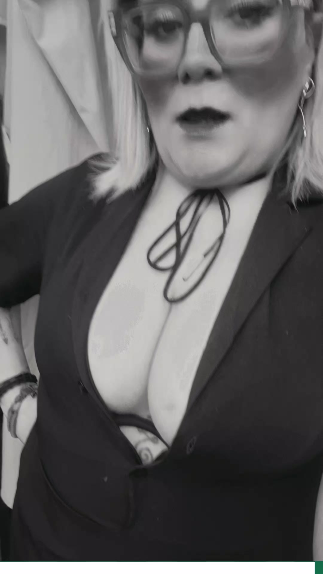 @adriss vazri