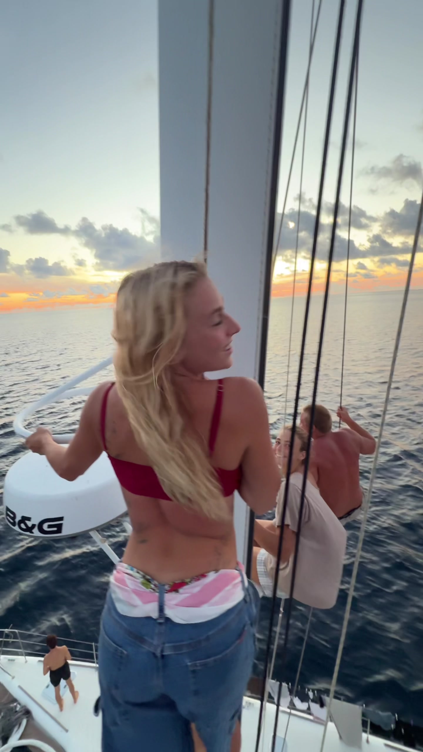 @Hallie Rose | Travel 🌸🌊📷