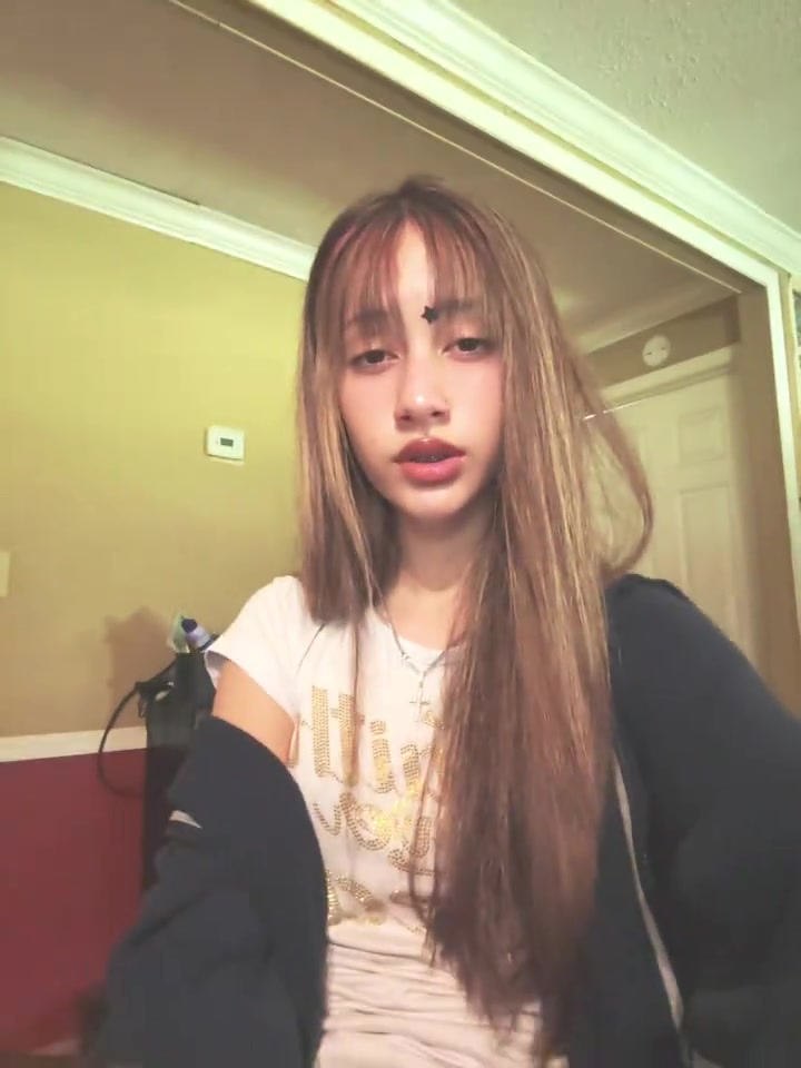 @𝒮ℯ𝓁𝒾𝒶🌺
