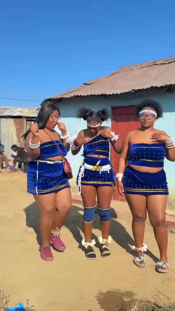 @Nonhlanhla_A_Mjovo